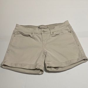 Levi’s Ivory Bone Color Cuffed Jeans Shorts Size 27